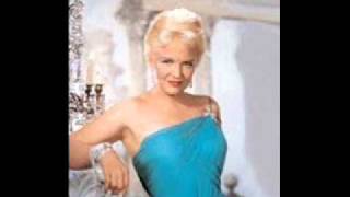 The lady is a tramp por Peggy Lee.wmv