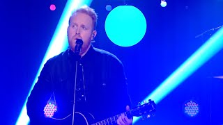 Gavin James Performs &#39;Glow&#39; | The Late Late Show | RTÉ One