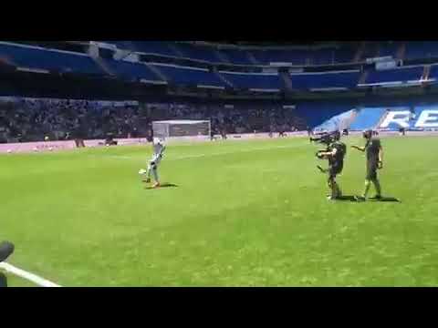 Les premiers jongles de ferland Mendy sur la pelouse du Bernabéu