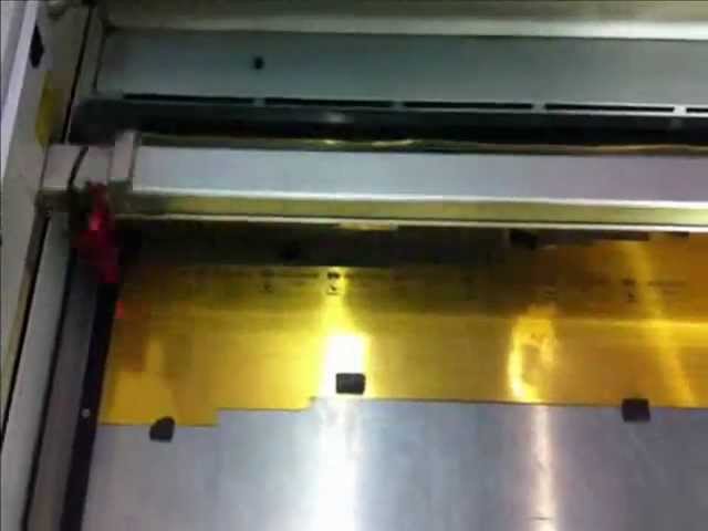 Vídeo relacionado con Placa grabada metal con el texto que quieras. Placa para cuadro, placa para trofeos, metopa dedicatoria, chapa para figura