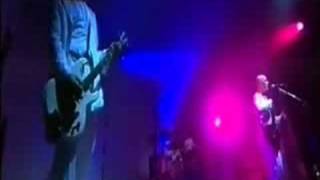 Apulanta - &#39;Hallaa&#39; live 2004 (2/10)