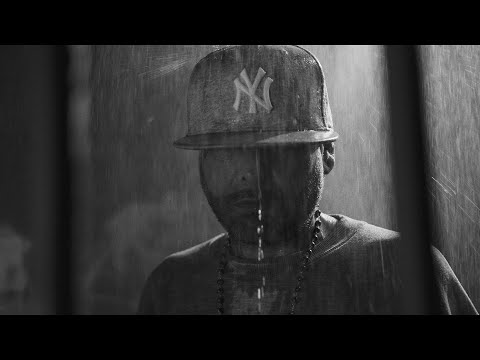 Mr.Cioni - Mamma Non Piangere (Video Ufficiale)