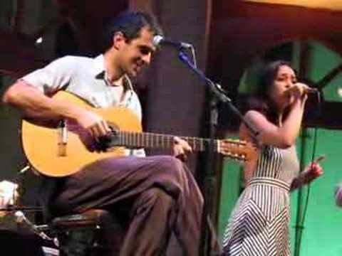 Rodrigo Maranhão e Roberta Sá - Samba de Um Minuto