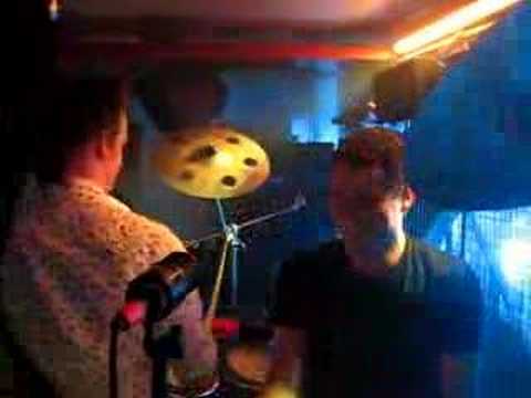 Steff da Campo & Gerrit Koprol behind the drumzz.