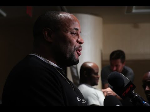 Daniel Cormier vs Derrick Lewis full fight