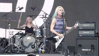 L7 - Fast &amp; Frightening (Live @ 77 Fest Montreal)