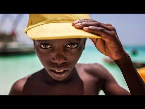 download lagu mp3 mp4 Bonjour Africain, download lagu Bonjour Africain gratis, unduh video klip Bonjour Africain