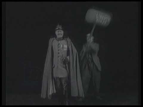 Douglas Fairbanks, Marie Dressler and Charlie Chaplin Campaign for War Effort, 1917