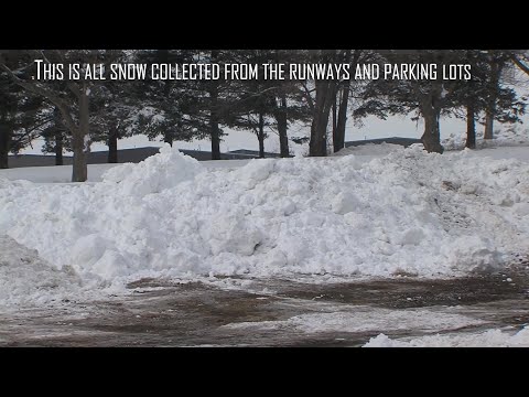 What happens to all the snow at the Des Moines Airport?