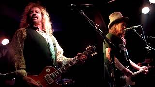 Dan Baird & Homemade Sin - Keep Your Hands To Yourself