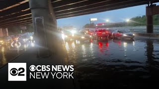 Cars stuck on flooded highway in New Jersey