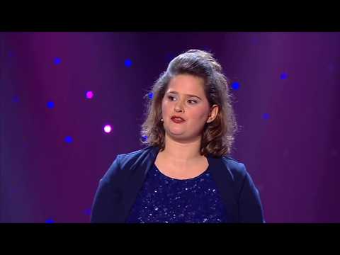 Elodie Poux dans Signé Taloche