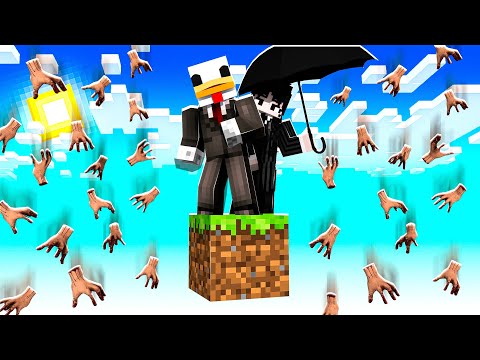SOPRAVVIVO SOPRA UN SOLO BLOCCO DI MERCOLEDÌ ADDAMS - Minecraft ITA