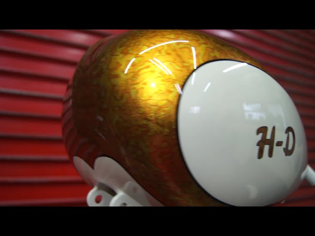 ピーナッツタンクにバーケデッドリーフのスキャロップをカスタムペイント