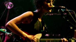 ST. VINCENT - Your Lips are Red-  Annie Clark Live from Webster Hall - NYC - 5/20/09