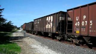 preview picture of video 'Union Pacific Santa Cruz Local at Davenport 3-4-09'