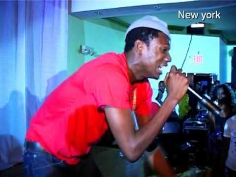 Lineo - Performs  Live in New  York  @ Mango Ville 2009