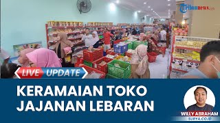 Toko Kue Kering di Gresik Diserbu Pembeli Menjelang Lebaran, Pembeli Datang dari Berbagai Daerah