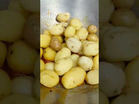 Achari Aloo🥰 (Pickled potato) #potatocurry  #saturday_special_status #shortsvideo