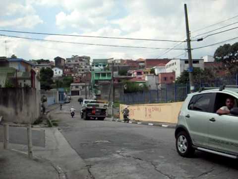 bond  dos kardelaum treinando  grau