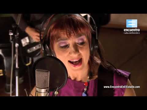 HILDA LIZARAZU - Sola en los Bares