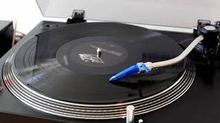 Shabazz Palaces   That´s how City Life Goes & Moon Whip Quäz