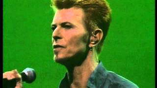 David Bowie - Strangers When We Meet (Live in Moscow 1996)