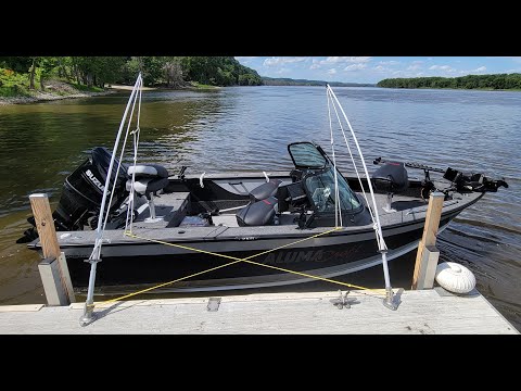 Dock Edge 8' Mooring Whips 1st Use Mississippi River 4th of July