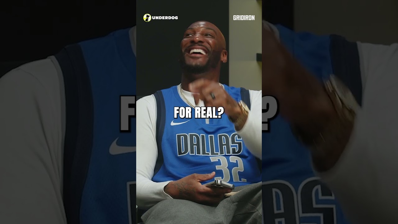 Gerald McCoy was the FIRST player to HUG Roger Goodell