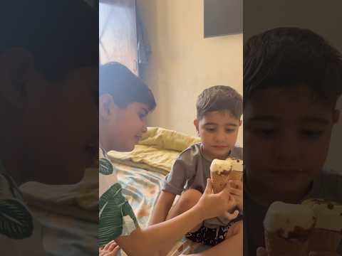 Vivaan dixita and mom ice cream shorts #icecream #shorts #vivaan #dixita #icecreamshorts#shorts#yt￼