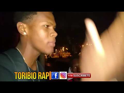 ALADINO MC VS ROJO MC-Batalla de Freestyle||
