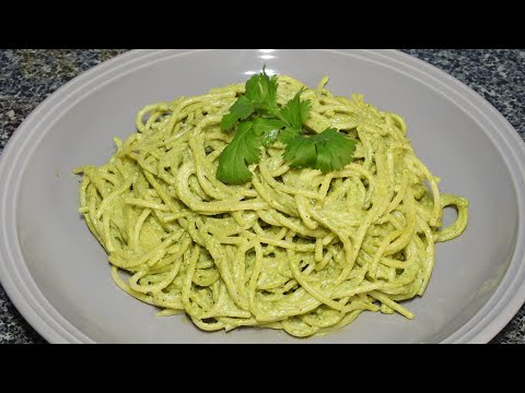 Espagueti verde/Cremoso y Facil de Hacer.