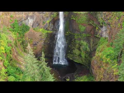 Oregon by Drone - Multnomah Falls 4K