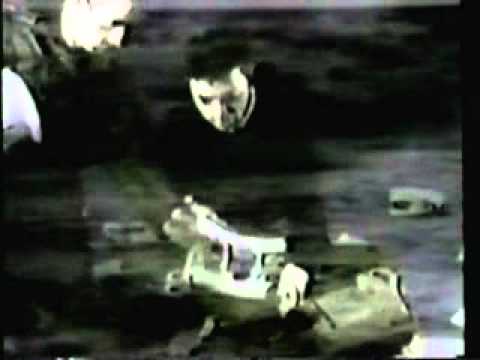 The Bongos   -- In the Congo  -- music video 1981 Hoboken, NJ Power Pop