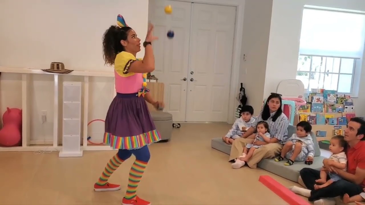 Promotional video thumbnail 21 for Violetafiesta