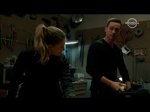 Jay lets Hailey know "I'm going where you go" if they lose their jobs I Chicago P.D 6.22