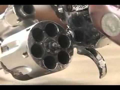 SBT News: Mulher é presa com arma em Criciúma (25/05/2011)