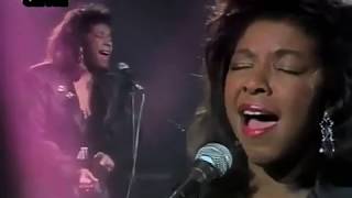 Natalie Cole I Live For Your Love