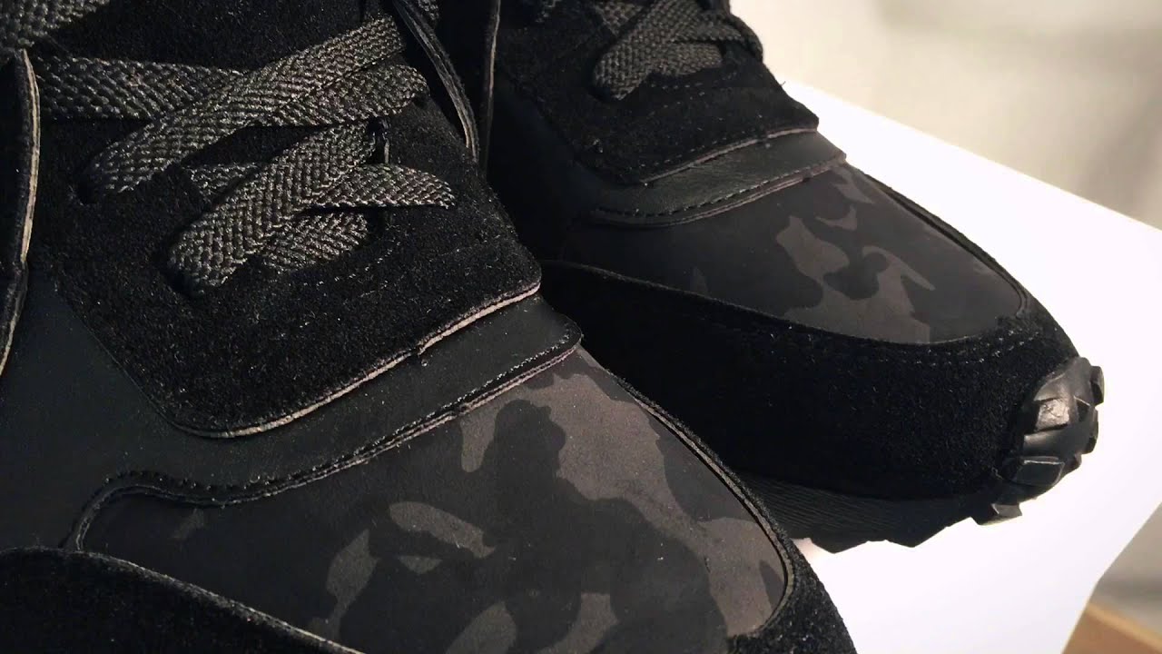 SNEAKERSY model Versace