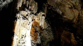 preview picture of video 'APSE TOURS| JENOLAN CAVES TOURS NSW AUSTRALIA'