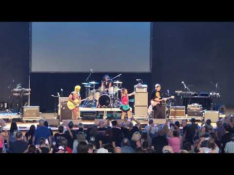 Bow Wow Wow (Annabella Lwin) - I Want Candy - Poconos Park - July 20, 2024