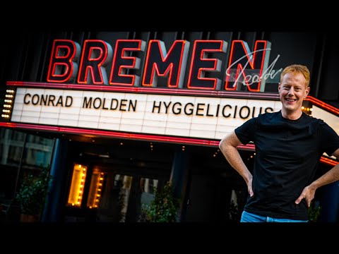 HYGGELICIOUS (2023) - Conrad Molden Full Comedy Show - English Subtitles