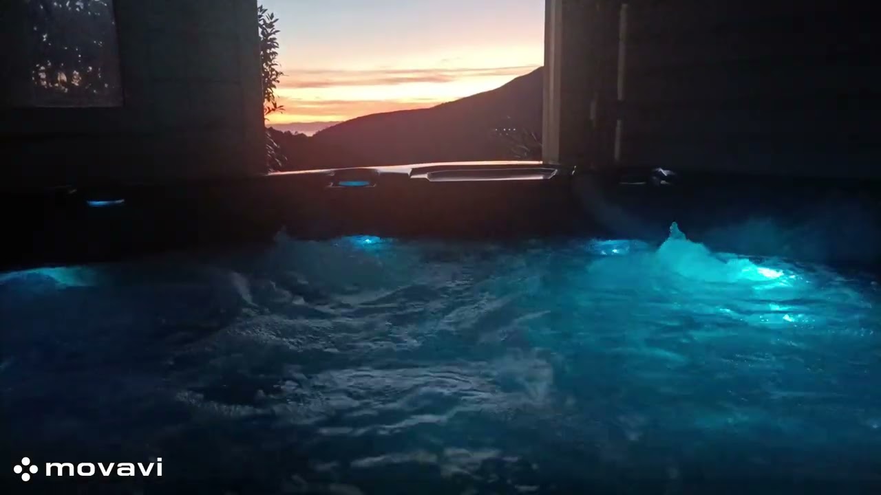Video Jacuzzi Preview