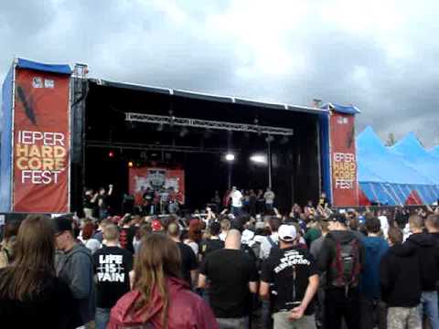 Six Ft Ditch - Ieperfest 2011