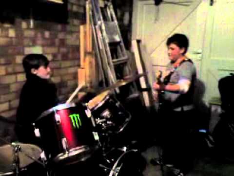 Highway to Hell (cover AC/DC) Callum Saunders and Jake Fink Stix v Plex