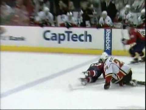 Eric Nystrom flattens Mike Green [Dual-Feed]