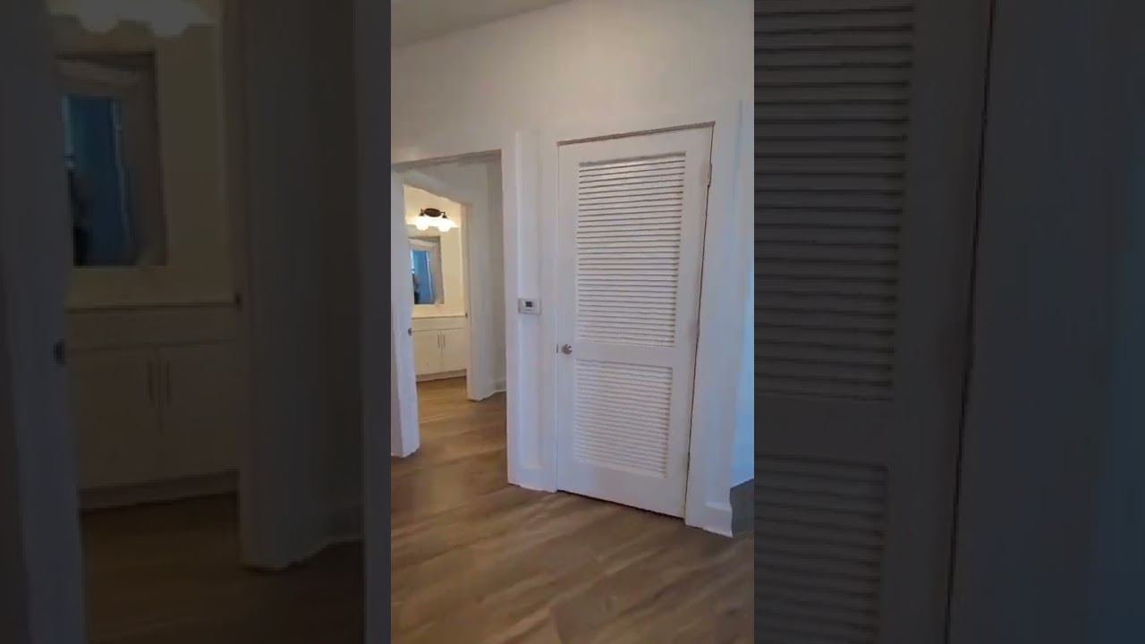 B2 floor plan - 1,192 S.F.