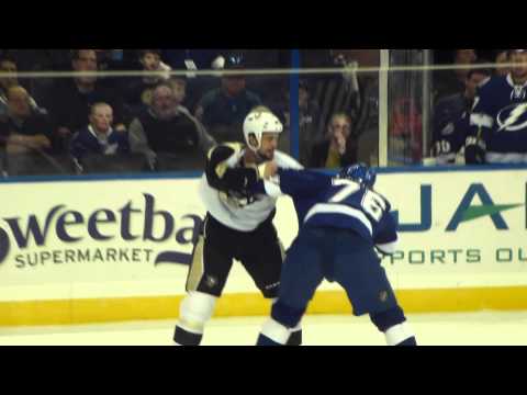 Tampa Bay Lightning vs Pittsburgh Penguins FIGHT Jan 2012 HD