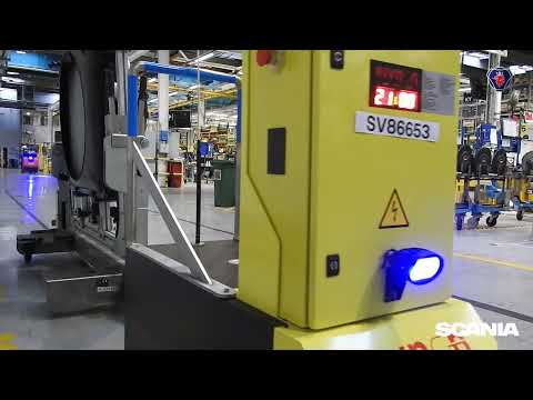 K32 Tractor AGVs to automate intralogistics between the pre-assembly line and the production line.