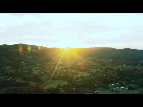 Rodrigo Gallardo - Gracias a la mañana (Videoclip oficial)